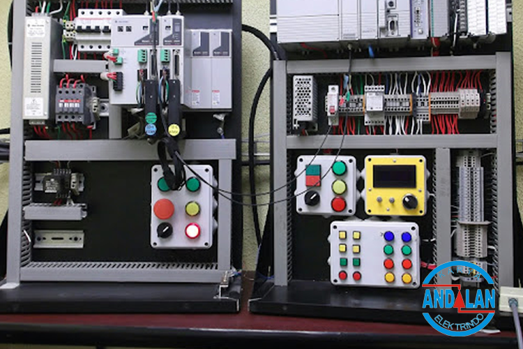 Apa itu Panel Kontrol untuk industri